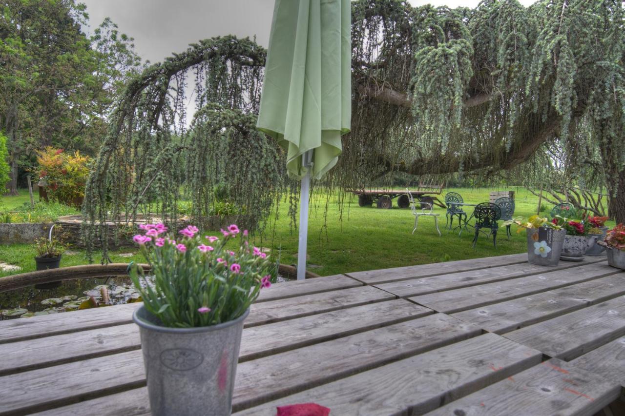 Maison Prairie Bonheur Bed & Breakfast มาก์นี-เลส์-อมอว์ซ ภายนอก รูปภาพ